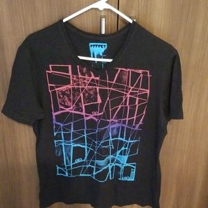 Effekt Graphic Geometric V Neck Black Tee Shirt Size L